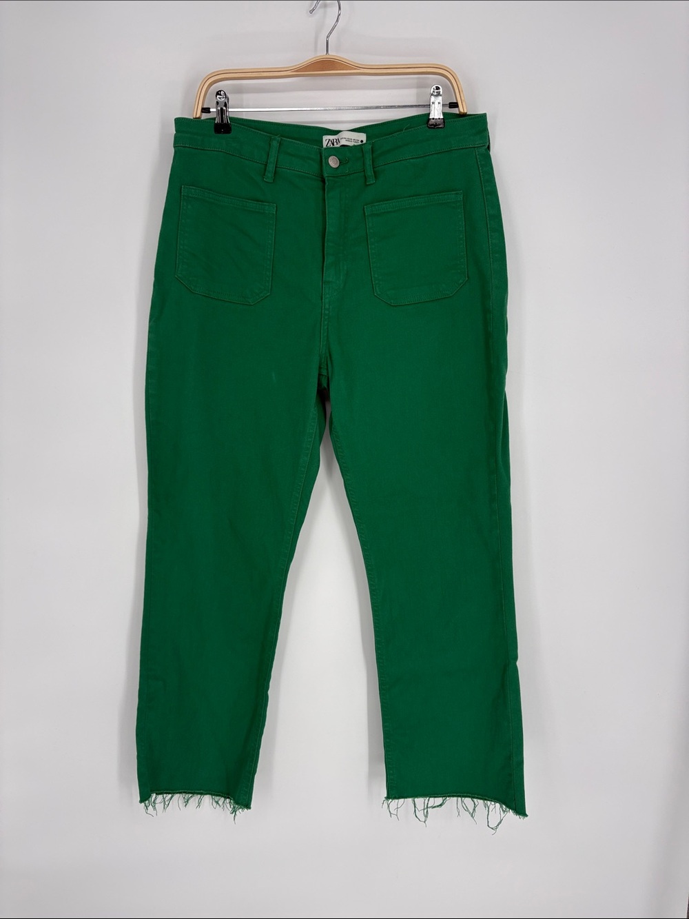 🧢 Zara patch pocket Emerald Green Mid-Rise Trousers jeans